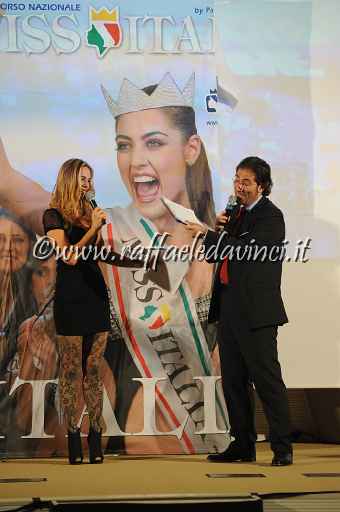 Prima Miss dell'anno 2011 Viagrande 9.12.2010 (153).JPG